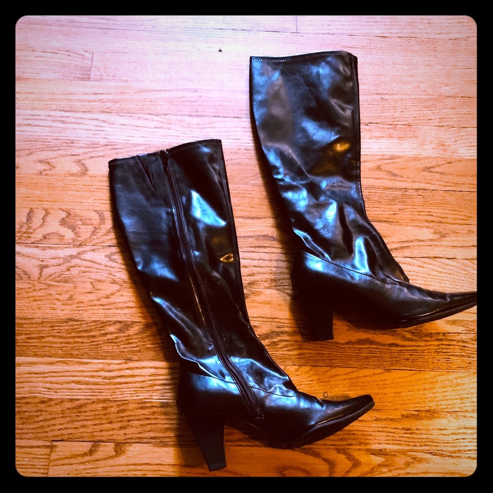 Black Boots